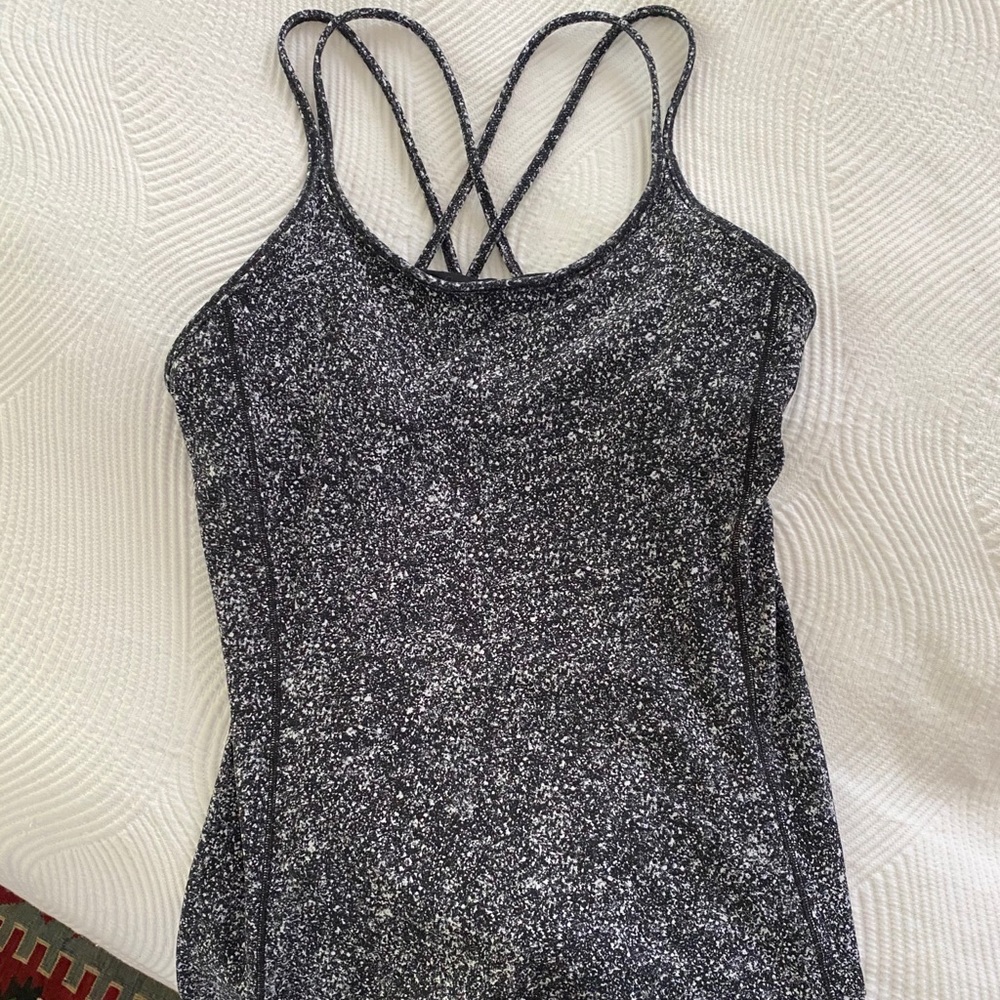 Lululemon cross back top